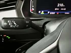 Volkswagen Passat (2021) thumbnail 32
