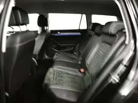 Volkswagen Passat (2021) thumbnail 8