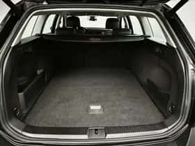 Volkswagen Passat (2021) thumbnail 9