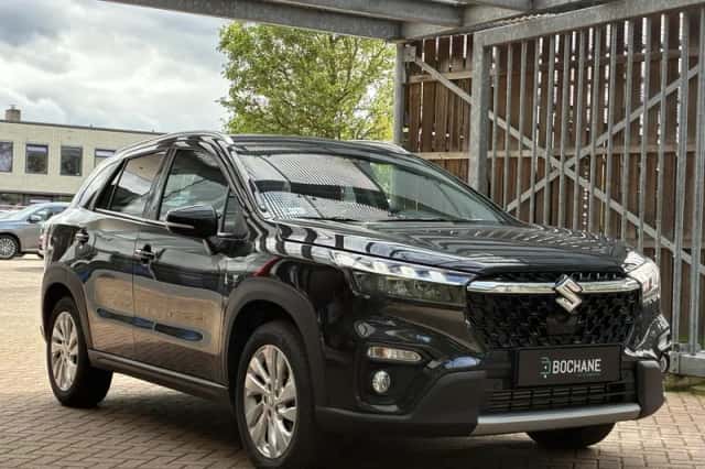 Suzuki S-Cross (2025) thumbnail 5
