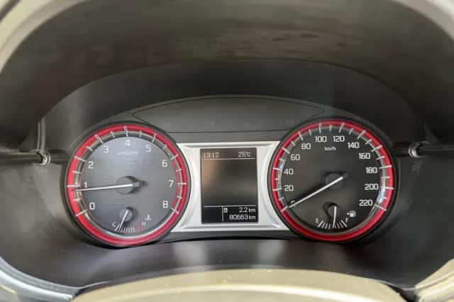 Suzuki Vitara (2017) thumbnail 4