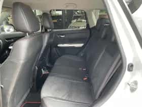 Suzuki Vitara (2017) thumbnail 12
