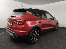 SEAT Arona (2018) thumbnail 2