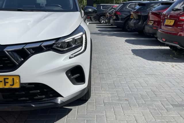 Mitsubishi ASX (2023) thumbnail 2