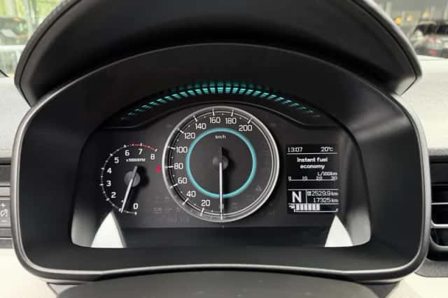 Suzuki Ignis (2019) thumbnail 4
