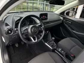 Mazda 2 (2019) thumbnail 32