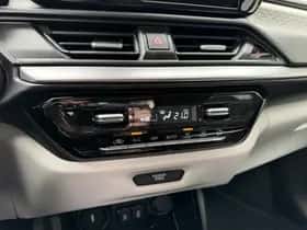 Suzuki Swift (2025) thumbnail 21