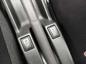 Suzuki Swift (2025) thumbnail 22