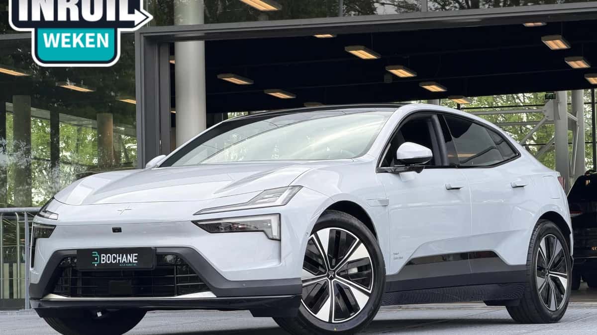 Polestar 4 (2025) — foto 1
