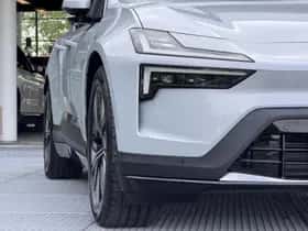 Polestar 4 (2025) thumbnail 31
