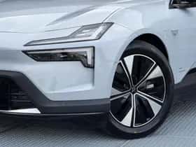 Polestar 4 (2025) thumbnail 33