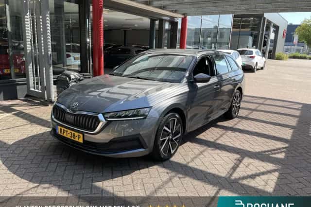 Škoda Octavia (2022) thumbnail 1