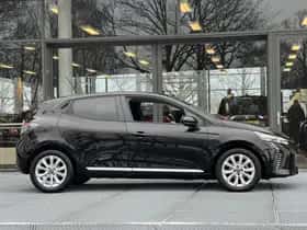 Renault Clio (2024) thumbnail 12