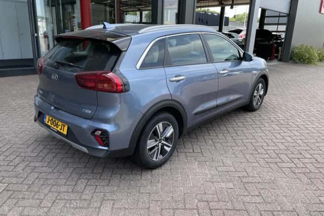 Kia Niro (2020) thumbnail 3