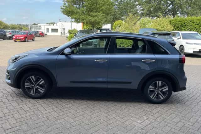 Kia Niro (2020) thumbnail 5