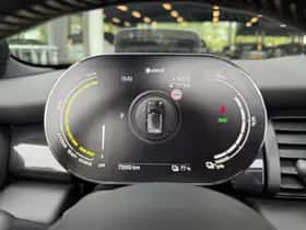MINI Electric (2021) thumbnail 3