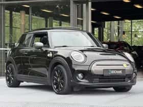 MINI Electric (2021) thumbnail 4