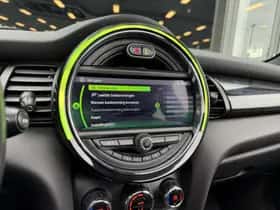 MINI Electric (2021) thumbnail 10