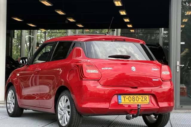 Suzuki Swift (2021) thumbnail 6