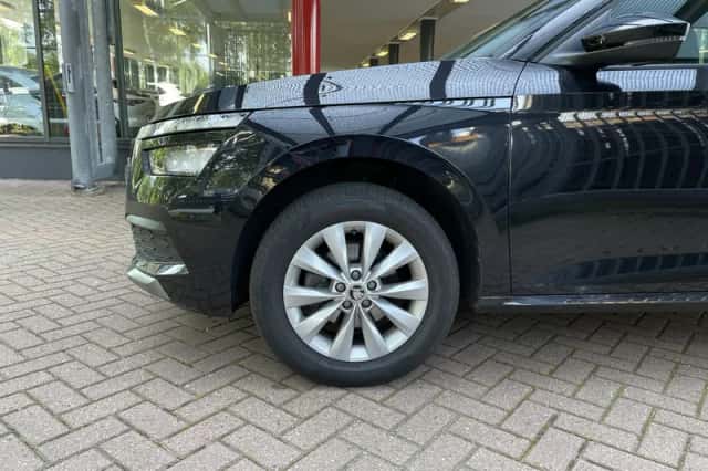 Škoda Kamiq (2021) thumbnail 3