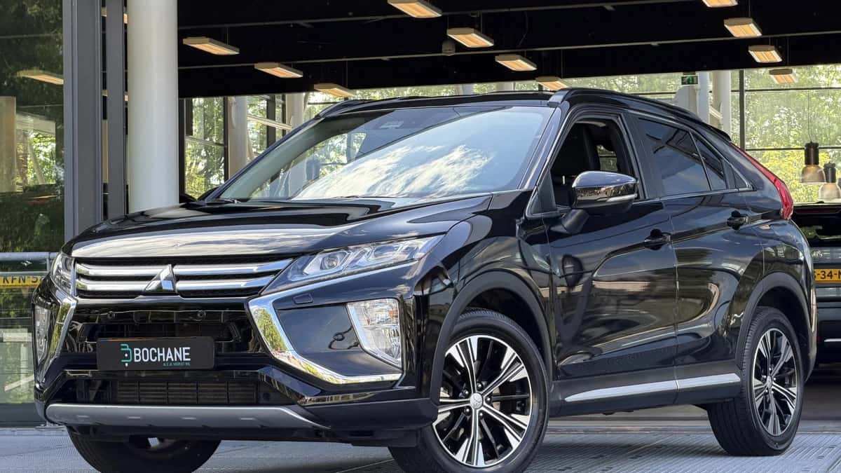 Mitsubishi Eclipse Cross (2018) — foto 1
