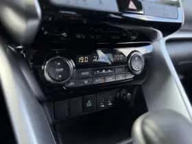 Mitsubishi Eclipse Cross (2018) thumbnail 13