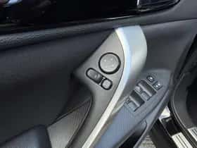 Mitsubishi Eclipse Cross (2018) thumbnail 32