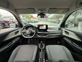 Suzuki Swift (2025) thumbnail 4