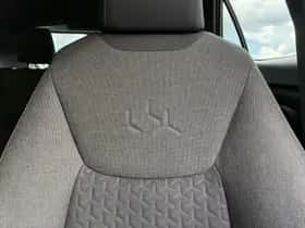 Toyota Yaris Cross (2023) thumbnail 33