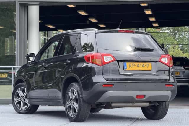 Suzuki Vitara (2018) thumbnail 6