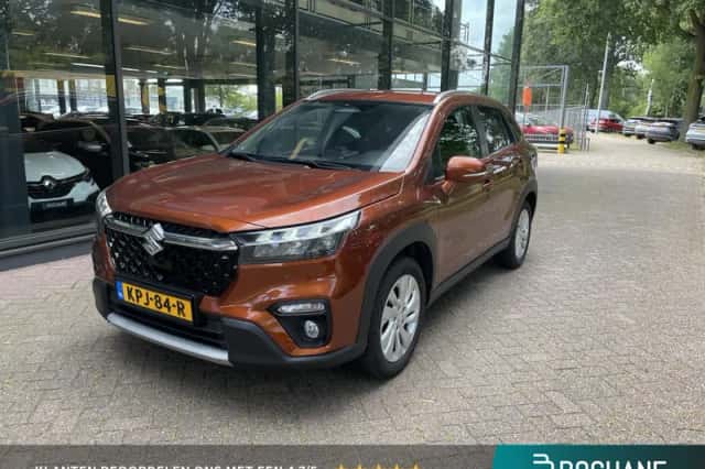 Suzuki S-Cross (2025) thumbnail 1