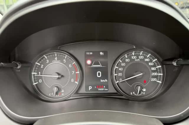Suzuki S-Cross (2025) thumbnail 4