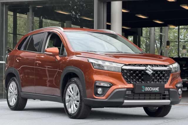 Suzuki S-Cross (2025) thumbnail 5