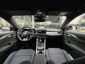 Alfa Romeo Tonale (2024) thumbnail 3