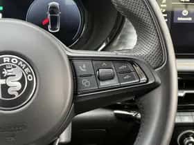 Alfa Romeo Tonale (2024) thumbnail 22