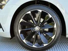 Škoda Superb (2021) thumbnail 28
