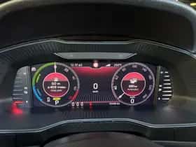 Škoda Superb (2021) thumbnail 4