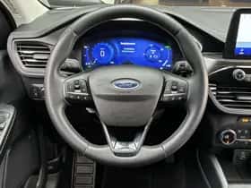 Ford Kuga (2022) thumbnail 25