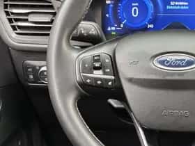 Ford Kuga (2022) thumbnail 26