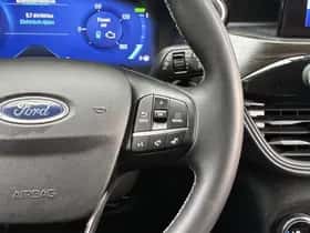 Ford Kuga (2022) thumbnail 27