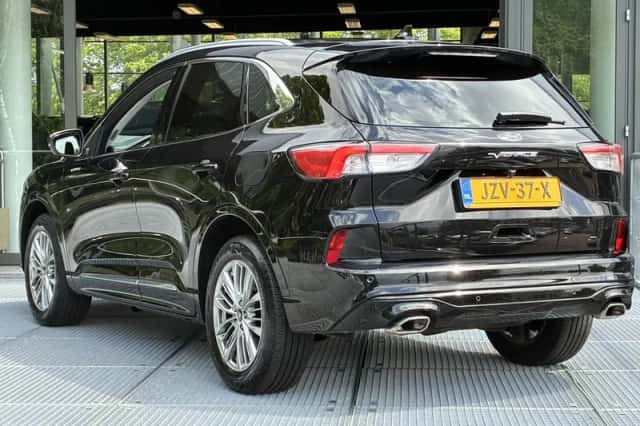 Ford Kuga (2022) thumbnail 6
