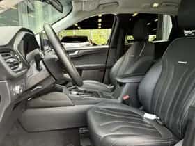 Ford Kuga (2022) thumbnail 7