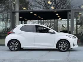 Toyota Yaris (2023) thumbnail 17