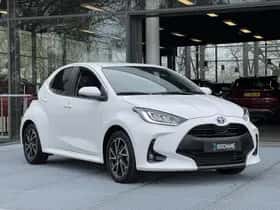 Toyota Yaris (2023) thumbnail 5
