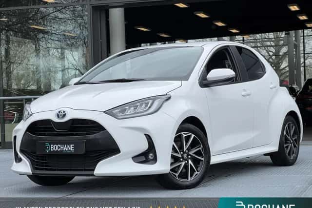 Toyota Yaris (2023) thumbnail 1