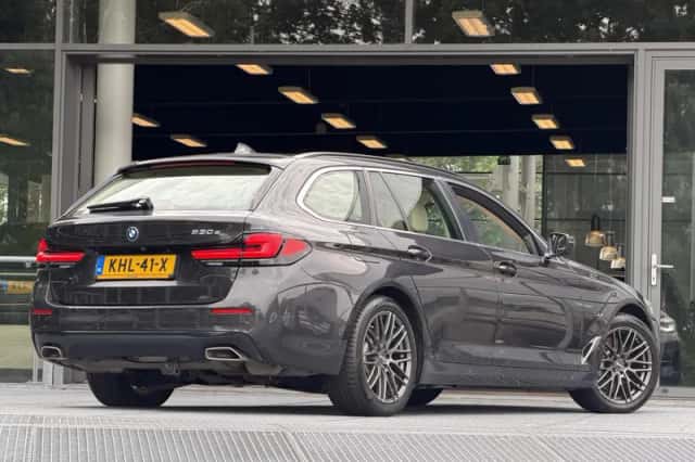 BMW 5-Serie (2022) thumbnail 2