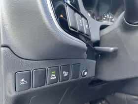 Mitsubishi Outlander (2021) thumbnail 19