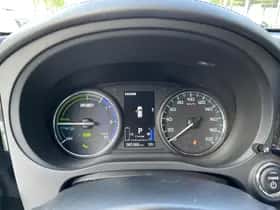 Mitsubishi Outlander (2021) thumbnail 23