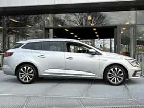 Renault Mégane (2023) thumbnail 18