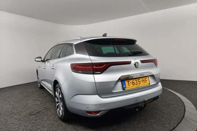 Renault Mégane (2023) thumbnail 6